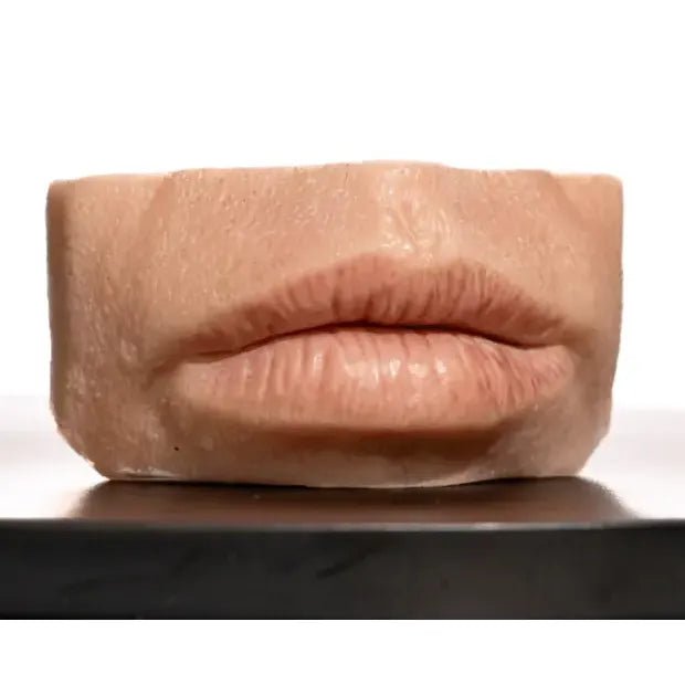 Small Mouth Simulator - Medical Aesthetics